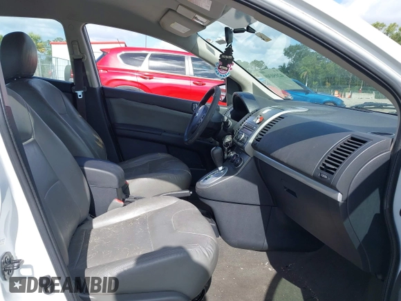2011 Nissan Sentra SR with VIN 3N1AB6AP9BL640522, listed as a IAAI auction lot 42050309 with 160,867 mi miles and . Bid and sale history available at DreamBid. Image 5.