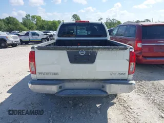 2018 Nissan Frontier SV with VIN 1N6AD0CW2JN768959, listed as a IAAI auction lot 41915008 with 144,390 mi miles and . Bid and sale history available at DreamBid. Image 16.