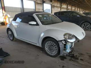 2015 Volkswagen Beetle 1.8T with VIN 3VW517AT3FM800881, listed as a Copart auction lot 87896105 with 30,315 mi miles and Salvage title. Bid and sale history available at DreamBid. Image 4.
