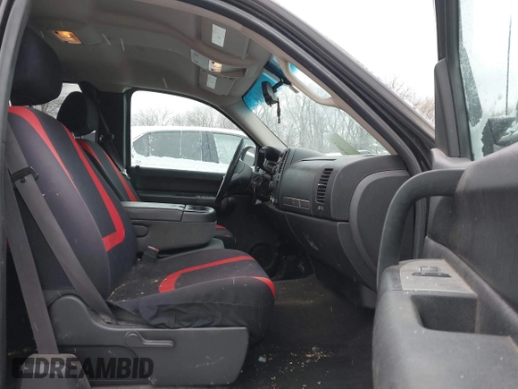 2009 GMC Sierra 1500 SLE with VIN 1GTEK29099Z296837, listed as a IAAI auction lot 41604029 with 198,881 mi miles and . Bid and sale history available at DreamBid. Image 5.