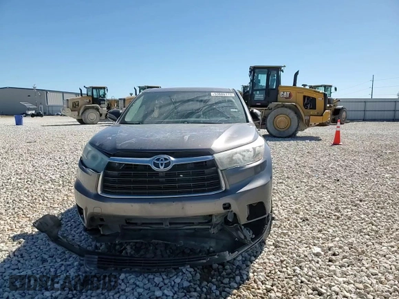 2015 Toyota Highlander LE Plus z VIN 5TDZKRFH4FS051610, wystawiony jako Copart lot #53880115 z przebiegiem 138 014 mil mil oraz Szkoda całkowita • Salvage title. Historia ofert i sprzedaży dostępna na DreamBid. Obrazek 14.