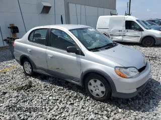 2000 Toyota ECHO z VIN JTDBT1233Y0035527, wystawiony jako Copart lot #58569985 z przebiegiem 96 437 mil mil oraz Szkoda całkowita • Salvage title. Historia ofert i sprzedaży dostępna na DreamBid. Obrazek 4.