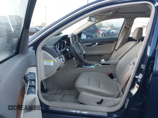 2013 Mercedes-Benz C C 250 Sport with VIN WDDGF4HB6DR269976, listed as a IAAI auction lot 41841885 with 83,778 mi miles. Bid and sale history available at carsss.com. Image 5.