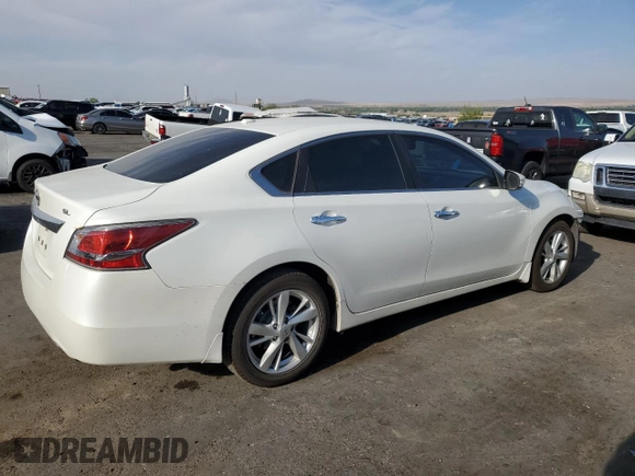 2015 Nissan Altima 2.5 with VIN 1N4AL3AP3FN357635, listed as a Copart auction lot 58493635 with 159,406 mi miles and Salvage title. Bid and sale history available at DreamBid. Image 3.