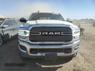 2019 Ram 2500 Laramie z VIN 3C6UR5FL1KG657255, wystawiony jako Copart lot #43664075 z przebiegiem 29 126 mil mil oraz Szkoda całkowita • Salvage title. Historia ofert i sprzedaży dostępna na DreamBid. Obrazek 5.