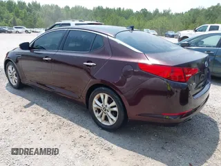 2011 Kia Optima EX z VIN KNAGN4A77B5054305, wystawiony jako IAAI lot #42387864 z przebiegiem 147 229 mil mil oraz . Historia ofert i sprzedaży dostępna na DreamBid. Obrazek 3.