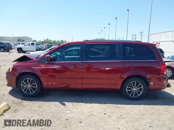 2017 Dodge Grand Caravan SXT with VIN 2C4RDGCG6HR581664, listed as a IAAI auction lot 41986539 with 111,164 mi miles and . Bid and sale history available at DreamBid. Image 15.