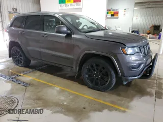 2018 Jeep Grand Cherokee Altitude z VIN 1C4RJFAG8JC119286, wystawiony jako Copart lot #62096725 z przebiegiem 134 332 mil mil oraz Szkoda całkowita • Salvage title. Historia ofert i sprzedaży dostępna na DreamBid. Obrazek 4.