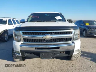 2009 Chevrolet Silverado 1500 LT with VIN 3GCEC23J89G284239, listed as a IAAI auction lot 41394941 with 341,236 mi miles. Bid and sale history available at carsss.com. Image 12.