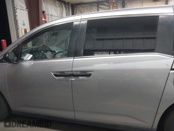 2016 Honda Odyssey LX с VIN 5FNRL5H20GB076833, выставлен на аукционе IAAI как лот 42165171 с пробегом 129 123 миль миль и . История ставок и продаж доступна на DreamBid. Изображение 14.