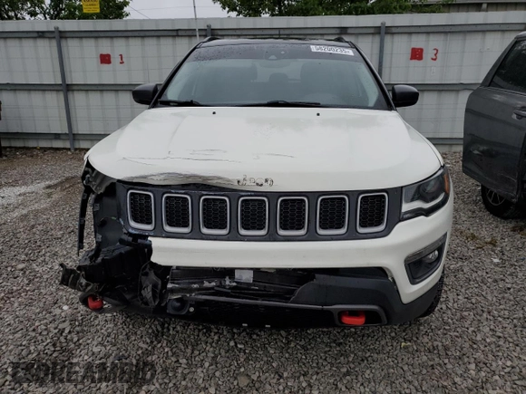 2017 Jeep Compass Trailhawk with VIN 3C4NJDDB2HT646693, listed as a Copart auction lot 58200235 with 62,765 mi miles and Salvage title. Bid and sale history available at DreamBid. Image 5.