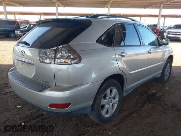 2007 Lexus RX 350 with VIN 2T2HK31U07C032913, listed as a IAAI auction lot 42009181 with 139,928 mi miles. Bid and sale history available at carsss.com. Image 4.