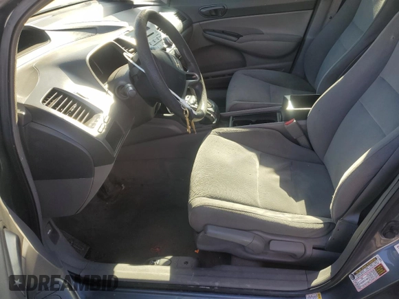 2009 Honda Civic DX-VP z VIN 2HGFA16309H334098, wystawiony jako Copart lot #46351935 z przebiegiem 232 619 mil mil oraz Szkoda całkowita • Salvage title. Historia ofert i sprzedaży dostępna na DreamBid. Obrazek 7.