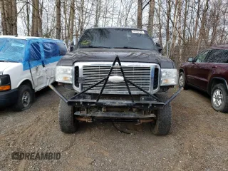 2006 Ford F-250 XL z VIN 1FTSW21Y76EA62434, wystawiony jako Copart lot #52322145 z przebiegiem Nie podano mil oraz Szkoda całkowita • Salvage title. Historia ofert i sprzedaży dostępna na DreamBid. Obrazek 5.