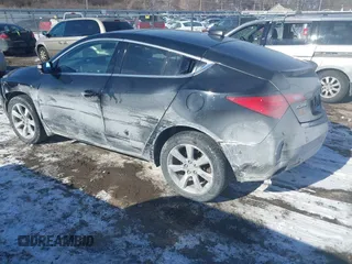 2010 Acura ZDX Advance Pkg with VIN 2HNYB1H6XAH500945, listed as a IAAI auction lot 41615198 with 108,068 mi miles. Bid and sale history available at carsss.com. Image 3.