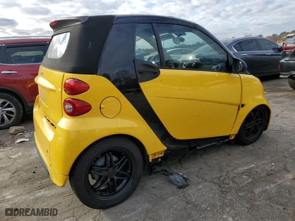 2013 Smart fortwo Passion with VIN WMEEK3BA2DK721780, listed as a Copart auction lot 84732784 with NaN miles and Salvage Title. Bid and sale history available at carsss.com. Image 3.