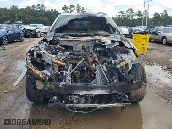 2017 Volvo XC90 Momentum with VIN YV4A22PK0H1175160, listed as a Copart auction lot 61999645 with Not provided miles and Salvage title. Bid and sale history available at DreamBid. Image 5.