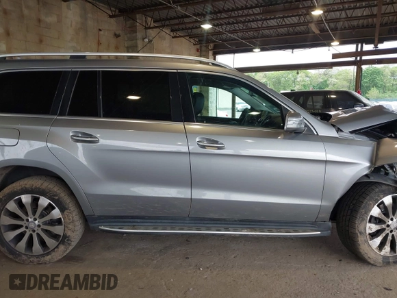 2017 Mercedes-Benz GLS 450 с VIN 4JGDF6EE7HA773931, выставлен на аукционе IAAI как лот 42308022 с пробегом 81 298 миль миль и . История ставок и продаж доступна на DreamBid. Изображение 14.