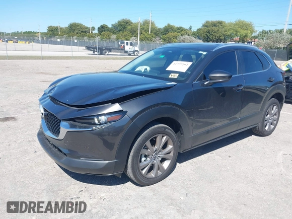2024 Mazda CX-30 2.5 S Preferred Package with VIN 3MVDMBCM7RM680214, listed as a IAAI auction lot 41777292 with 5,500 mi miles. Bid and sale history available at carsss.com. Image 17.