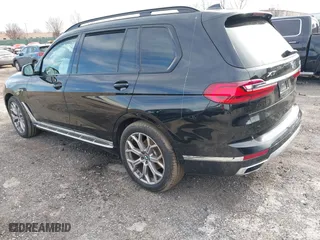 2021 BMW X7 xDrive40i with VIN 5UXCW2C08M9E57046, listed as a IAAI auction lot 41601223 with 43,988 mi miles. Bid and sale history available at carsss.com. Image 3.