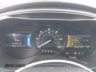2019 Ford Fusion SE with VIN 3FA6P0LUXKR174476, listed as a IAAI auction lot 42110902 with 33,260 mi miles and . Bid and sale history available at DreamBid. Image 7.