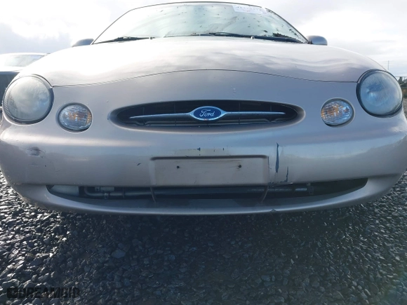 1999 Ford Taurus SE with VIN 1FAFP53U0XG209151, listed as a IAAI auction lot 41778371 with 107,262 mi miles. Bid and sale history available at carsss.com. Image 6.