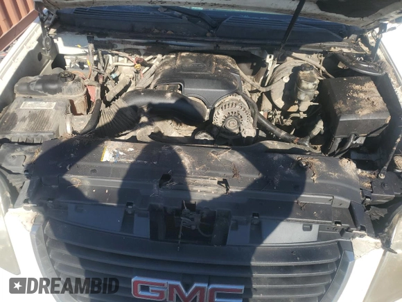 2007 GMC Yukon SLE with VIN 1GKFC13077R347998, listed as a Copart auction lot 48422815 with Not Provided miles and Salvage Title. Bid and sale history available at DreamBid. Image 12.