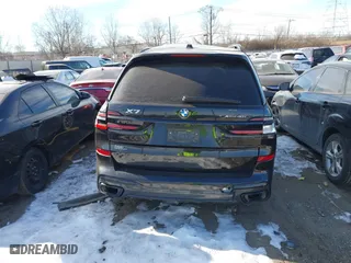 2025 BMW X7 xDrive40i with VIN 5UX23EM00S9W96704, listed as a IAAI auction lot 41325772 with 1 mi miles. Bid and sale history available at carsss.com. Image 16.