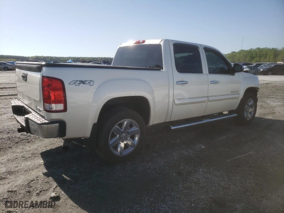 2013 GMC Sierra 1500 SLT with VIN 3GTP2WE70DG252706, listed as a Copart auction lot 52069795 with 145,677 mi miles and Salvage Title. Bid and sale history available at carsss.com. Image 3.