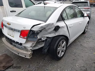 2013 Chevrolet Cruze 2LT with VIN 1G1PE5SB1D7298527, listed as a IAAI auction lot 41573187 with 68,633 mi miles. Bid and sale history available at carsss.com. Image 4.