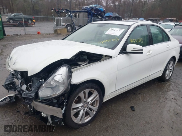 2012 Mercedes-Benz C-Class C 300 Sport with VIN WDDGF8BB3CA692642, listed as a IAAI auction lot 41941313 with 119,021 mi miles. Bid and sale history available at carsss.com. Image 17.