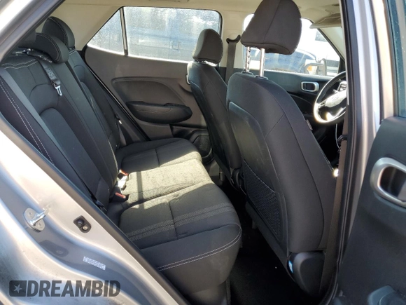 2024 Hyundai Venue Limited with VIN KMHRC8A32RU316491, listed as a Copart auction lot 46500945 with 17,585 mi miles and Salvage Title. Bid and sale history available at DreamBid. Image 10.