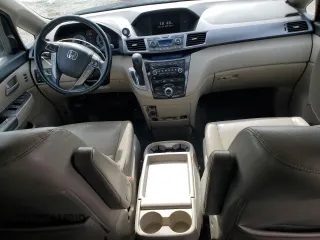 2013 Honda Odyssey Touring with VIN 5FNRL5H9XDB064035, listed as a Copart auction lot 49889325 with 153,041 mi miles and Salvage Title. Bid and sale history available at carsss.com. Image 8.