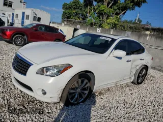 2013 Infiniti M37 with VIN JN1BY1AP0DM511986, listed as a Copart auction lot 86157824 with 125,464 mi miles and Salvage Title. Bid and sale history available at carsss.com. Image 1.
