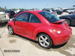 2007 Volkswagen New Beetle Coupe with VIN 3VWSW31CX7M504559, listed as a Copart auction lot 58731834 with 122,511 mi miles and Salvage Title. Bid and sale history available at carsss.com. Image 2.