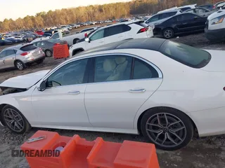 2021 Mercedes-Benz E 350 with VIN W1KZF8DB2MA918984, listed as a IAAI auction lot 41755143 with 69,668 mi miles and . Bid and sale history available at DreamBid. Image 14.