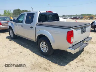 2019 Nissan Frontier SV z VIN 1N6AD0ER6KN727579, wystawiony jako IAAI lot #42067078 z przebiegiem 82 168 mil mil oraz . Historia ofert i sprzedaży dostępna na DreamBid. Obrazek 3.