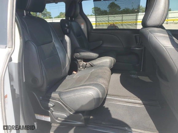 2015 Toyota Sienna SE with VIN 5TDXK3DC6FS625054, listed as a Copart auction lot 52951115 with 251,539 mi miles and Clean Title. Bid and sale history available at carsss.com. Image 11.