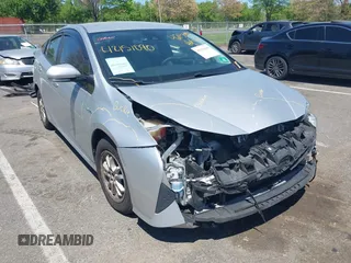 2018 Toyota Prius Two with VIN JTDKBRFU6J3603990, listed as a IAAI auction lot 42151090 with 71,388 mi miles and . Bid and sale history available at DreamBid. Image 1.