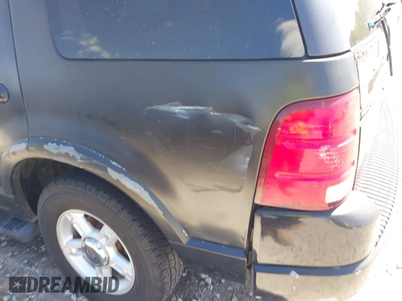 2002 Ford Explorer XLT with VIN 1FMZU63E72UA31050, listed as a IAAI auction lot 42037191 with 261,973 mi miles and . Bid and sale history available at DreamBid. Image 18.