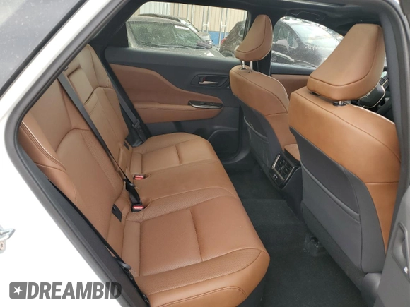 2025 Toyota Crown XLE z VIN JTDACAAJ6S3011708, wystawiony jako Copart lot #51640215 z przebiegiem Nie podano mil oraz Czysty tytuł • Clean title. Historia ofert i sprzedaży dostępna na DreamBid. Obrazek 11.