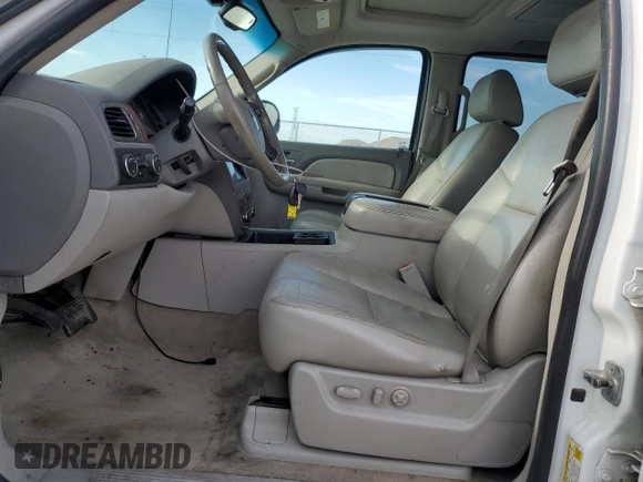 2007 Chevrolet Avalanche LT w/3LT with VIN 3GNFK12327G177194, listed as a Copart auction lot 64501094 with 292,384 mi miles and Salvage Title. Bid and sale history available at carsss.com. Image 7.