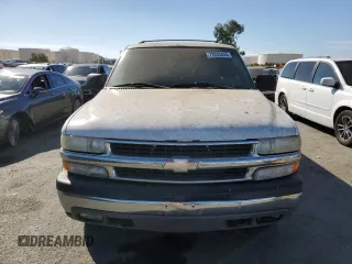 2000 Chevrolet Suburban LT with VIN 3GNFK16T8YG186798, listed as a Copart auction lot 73333444 with 253,866 mi miles and Salvage Title. Bid and sale history available at carsss.com. Image 5.