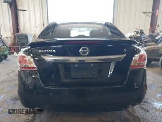 2015 Nissan Altima 2.5 S with VIN 1N4AL3AP2FC212615, listed as a IAAI auction lot 42096892 with 120,468 mi miles. Bid and sale history available at carsss.com. Image 16.