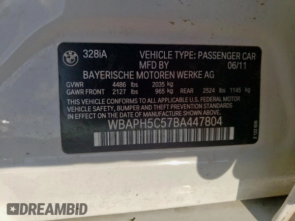2011 BMW 3 Series 328i z VIN WBAPH5C57BA447804, wystawiony jako Copart lot #60619365 z przebiegiem 85 105 mil mil oraz Czysty tytuł • Clean title. Historia ofert i sprzedaży dostępna na DreamBid. Obrazek 12.