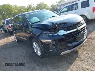 2021 Chevrolet Blazer LT z VIN 3GNKBDRS0MS533180, wystawiony jako IAAI lot #42583495 z przebiegiem 70 520 mil mil oraz . Historia ofert i sprzedaży dostępna na DreamBid. Obrazek 1.