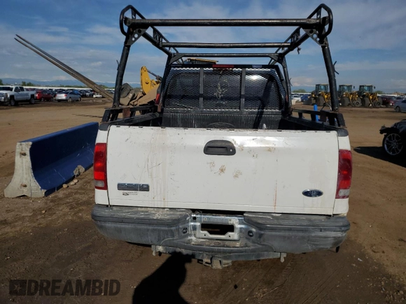 2005 Ford F-250 XL с VIN 1FTNX205X5EC21432, выставлен на аукционе Copart как лот 56248025 с пробегом 211 524 миль миль и Списание • Salvage title. История ставок и продаж доступна на DreamBid. Изображение 6.