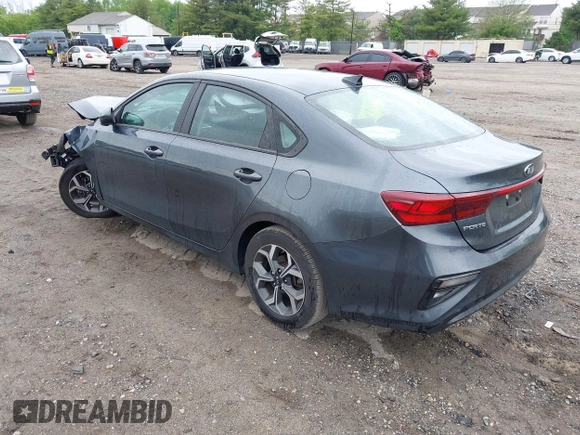 2021 Kia Forte LXS с VIN 3KPF24AD9ME283735, выставлен на аукционе IAAI как лот 42220005 с пробегом 97 694 миль миль и . История ставок и продаж доступна на DreamBid. Изображение 3.