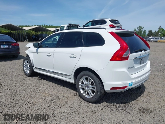 2016 Volvo XC60 T5 Drive-E z VIN YV440MDJ8G2811035, wystawiony jako IAAI lot #42124789 z przebiegiem 105 710 mil mil oraz . Historia ofert i sprzedaży dostępna na DreamBid. Obrazek 3.