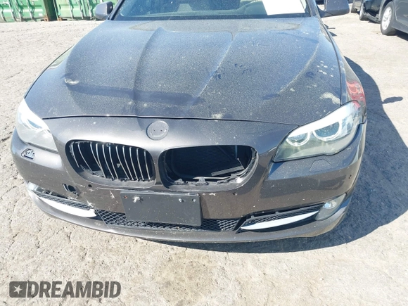 2011 BMW 5 Series 535i with VIN WBAFR7C53BC804646, listed as a IAAI auction lot 41892198 with 152,432 mi miles and . Bid and sale history available at carsss.com. Image 6.
